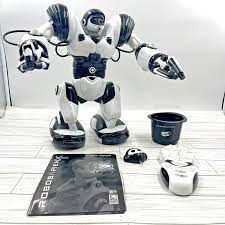 WowWee Robosapien Humanoid Toy Robot 14" 2013 w ...