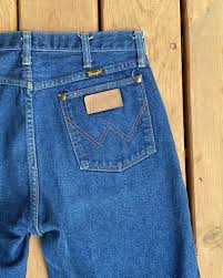Vintage Jeans Wrangler Medium to Dark Wash Size 32 Made in ...