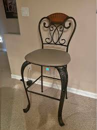 Barstools for sale in Salmon Arm, British Columbia ...