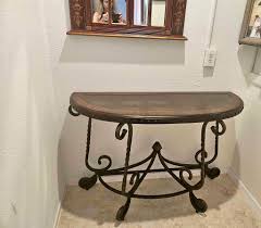 שולחנות קונסולה מעץ למכירה ב: Greater Eastwood | Facebook Marketplace