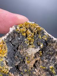 Mimetite Campylite Crystals Minerals Natural Specimen Dry Gill Mime Caldbeck Fells Cumbria England UK - Etsy Israel