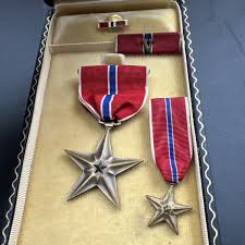 WWII BSM Slot Brooch, "V" for Valor Ribbon, Lapel Pin & Hat ...