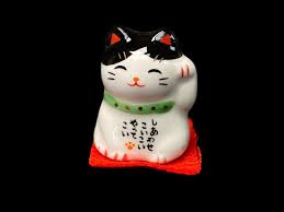 Japanese Lucky Cat Maneki Neko, Fung Sui Cat, Small Size ...