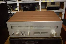 Yamaha Tuner - Model: CT-810 | Vintage Audio Exchange