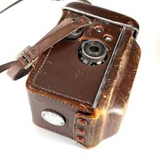 Yashica D – TheVintageLensGuy