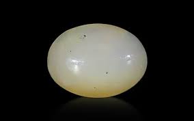 Certified White Opal 1.52 carat Oval | GemPundit