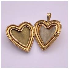 Vintage Heart Locket Pendant 14K Gold Diamond Accent Tri ...