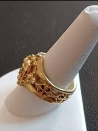 Ring- Gold Skull w Diamond Eyes – Roman Paul Jewelry Design