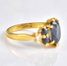 Vintage 1960s Sapphire & Diamond 18ct Gold Seven-Stone Ring – Ellibelle Jewellery