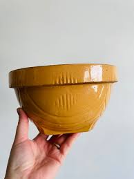 Rustic Yellow Ware Mixing Bowl No. 8 – Greenbrier Vintage