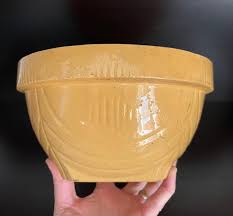 Vintage Medalta Rustic Primitive Farmhouse Yellowware Yellow Ware Pottery Mixing Bowl - Etsy Canada