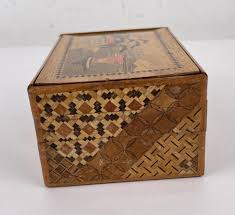 Sold at Auction: VINTAGE JAPANESE WOOD INLAID PUZZLE BOX