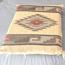 Small Vintage Tablecloth Pretty Flower Design - Etsy