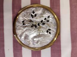 Vintage Stratton Compact With Pearl Effect and Floral Design ...