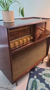 1958 MAGNIFICENT MAGNAVOX Console Record Player / Radio ...