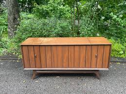 Zenith Vintage Stereo Console – Detour Furniture