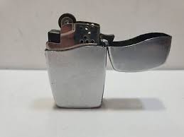 Working Vintage 2005 Zippo Blu Classic Chrome Butane Lighter ...